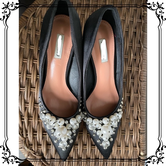 Pearl encrusted,Studs & Diamonte Mules - Picture 2 of 7